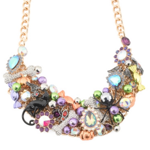 Betsey Johnson NWT Halloween Charm Bib Chain Link Necklace - Picture 4 of 5